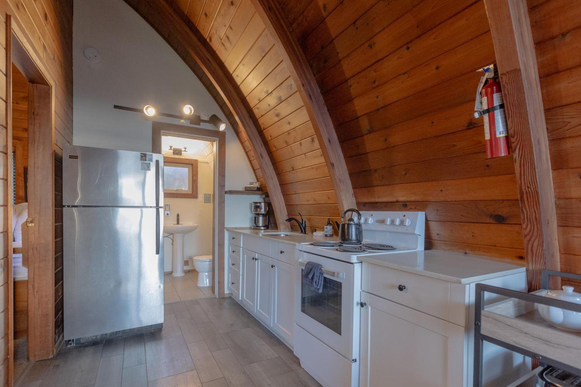 Ocean Village Resort Tofino Dış mekan fotoğraf