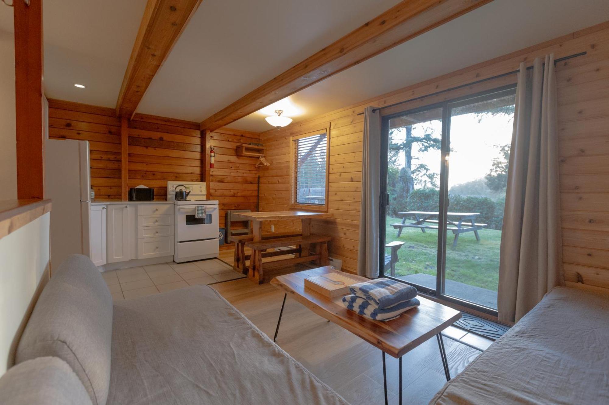 Ocean Village Resort Tofino Dış mekan fotoğraf