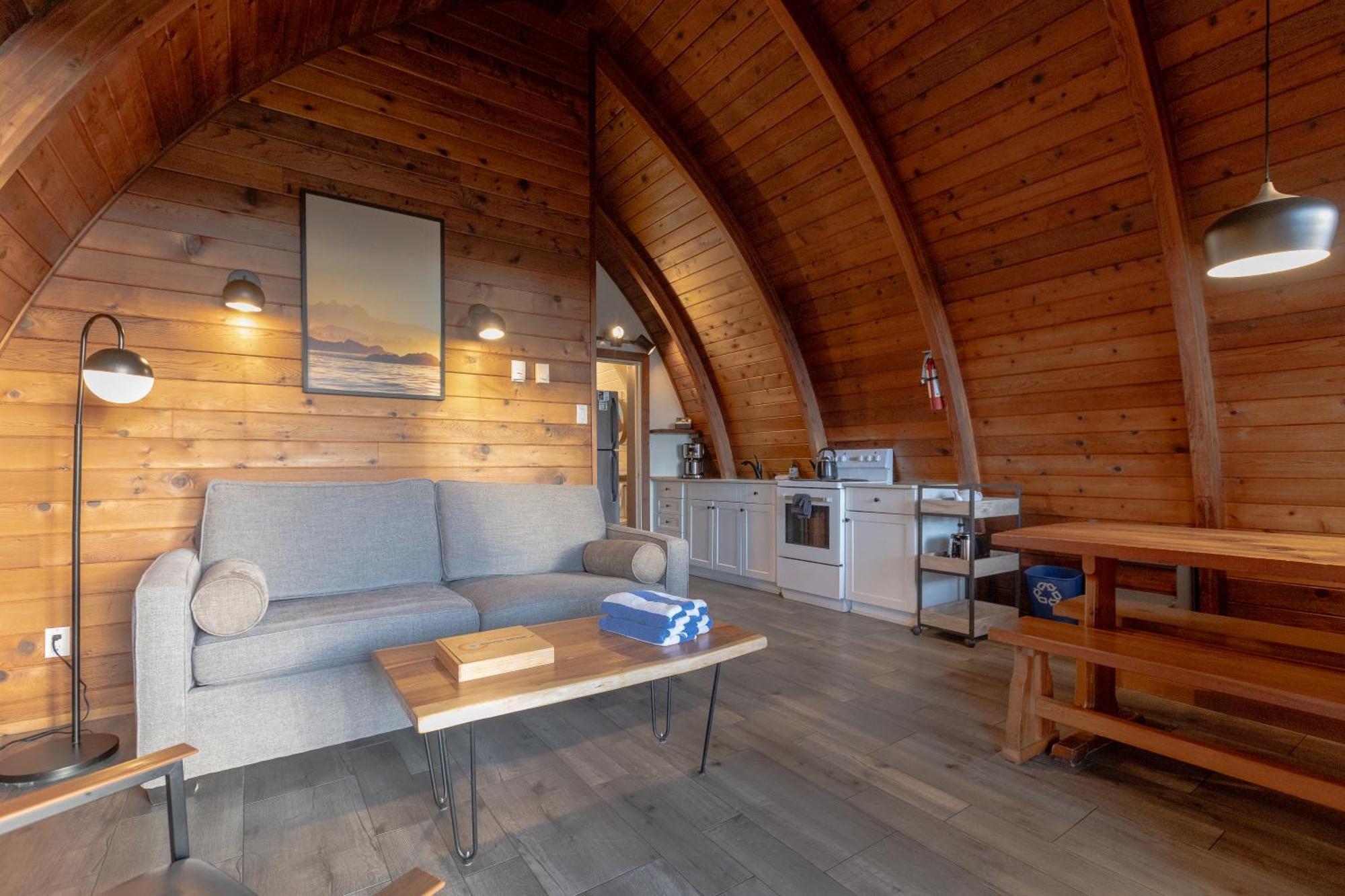 Ocean Village Resort Tofino Dış mekan fotoğraf