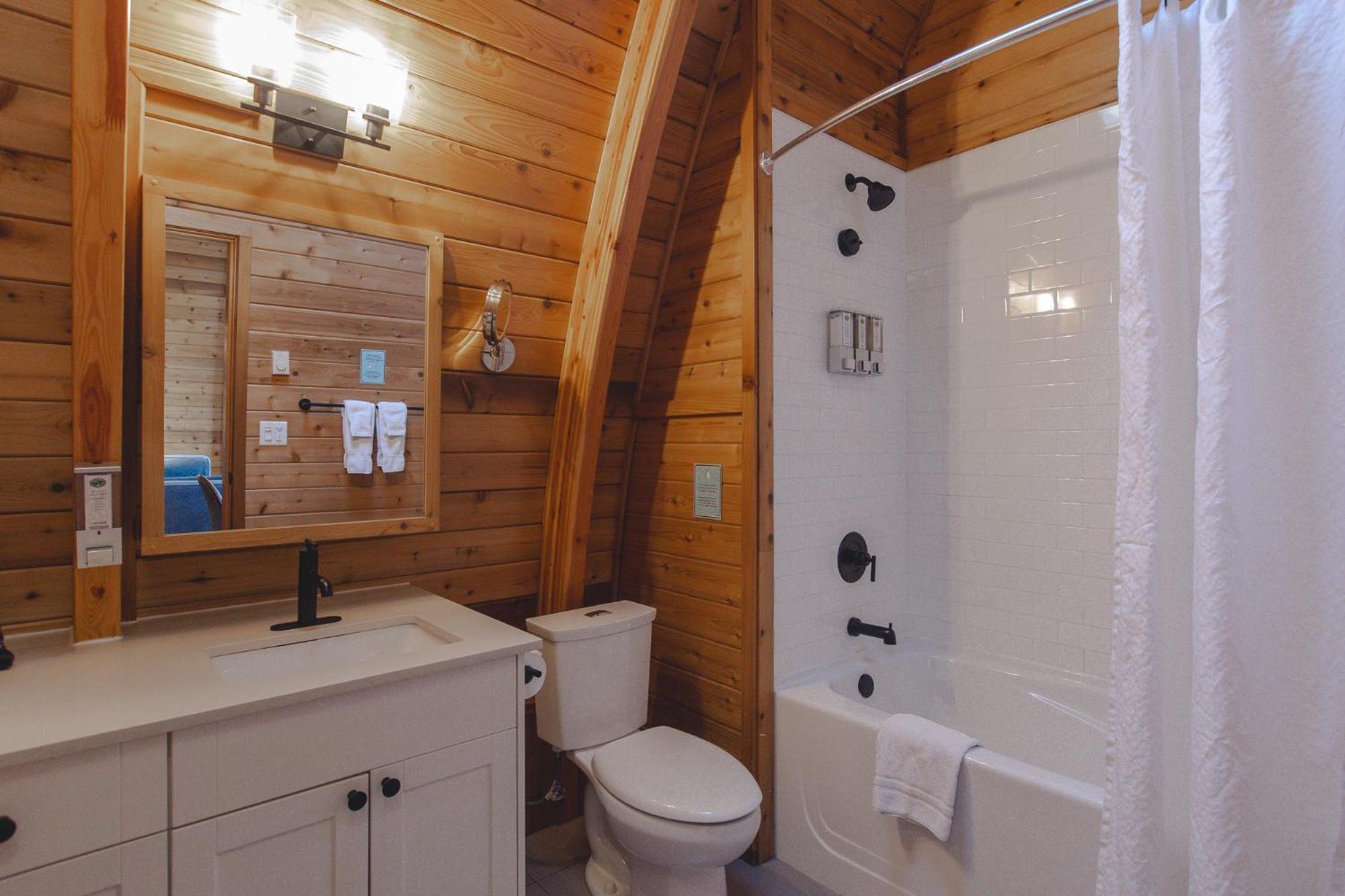 Ocean Village Resort Tofino Dış mekan fotoğraf